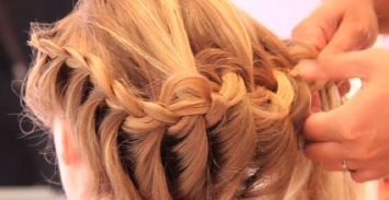 Tube Coupon: V Hair Design